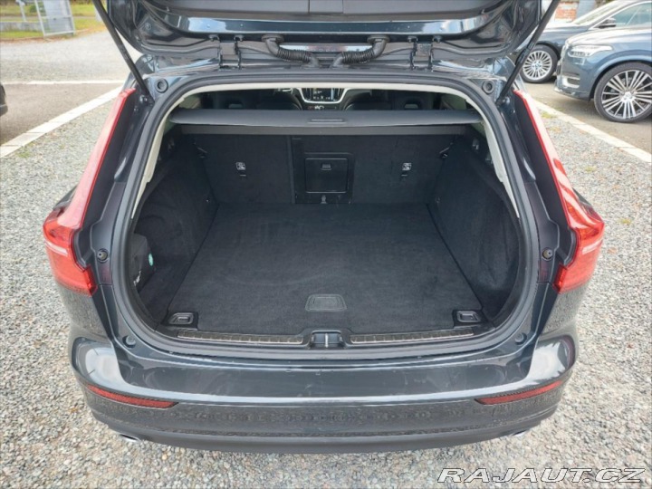 Volvo V60 2,0 D4 Momentum FWD Auto 2019