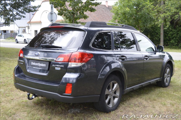 Subaru Outback 2,0 D Comfort 2014