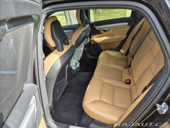 Volvo S90 2,0 D4 Momentum Auto 2017