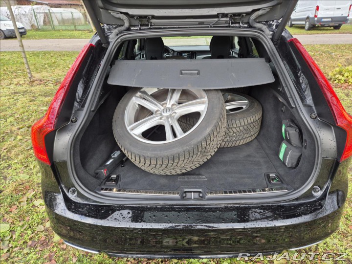 Volvo V90 2,0 T6 AWD R-Design AWD P 2019