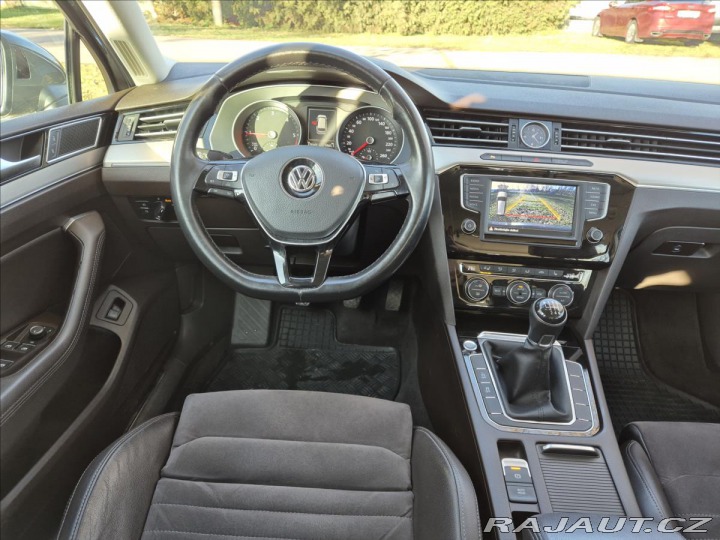 Volkswagen Passat 2,0 TDI Highline 140 kW 2015