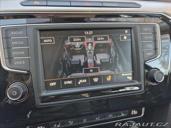 Volkswagen Passat 2,0 TDI Highline 140 kW 2015