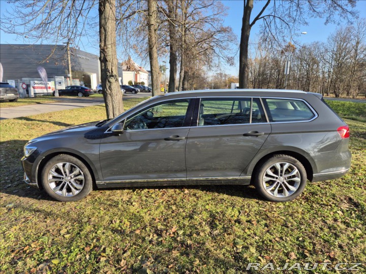 Volkswagen Passat 2,0 TDI Highline 140 kW 2015