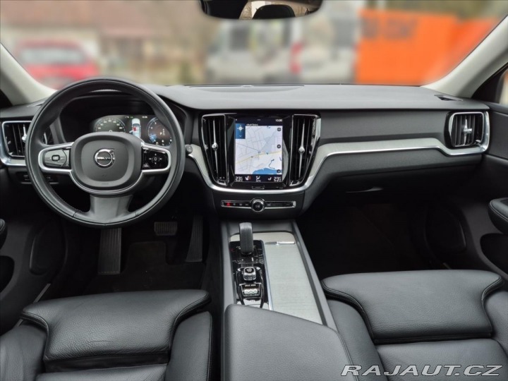 Volvo V60 2,0 B5 AWD Cross Country 2021