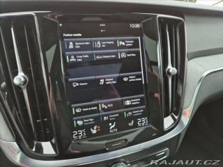 Volvo V60 2,0 B5 AWD Cross Country 2021