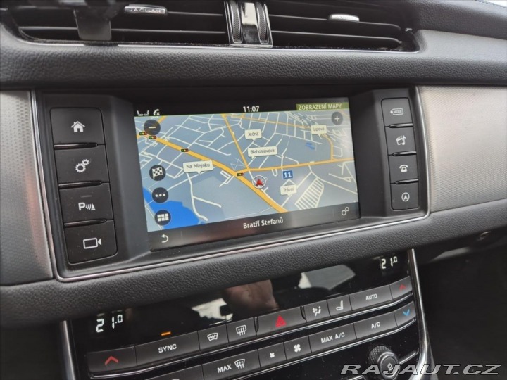 Jaguar XF 2,0 20d R-SPORT 2017