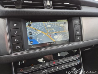 Jaguar XF 2,0 20d R-SPORT 2017