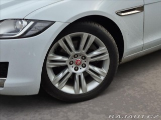 Jaguar XF 2,0 20d R-SPORT 2017