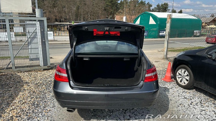 Mercedes-Benz E E250CDI 150kW REZERVOVANO 2010
