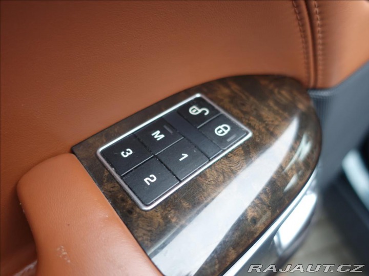 Land Rover Range Rover 4,4 TDV8 Autobiography,1. 2015