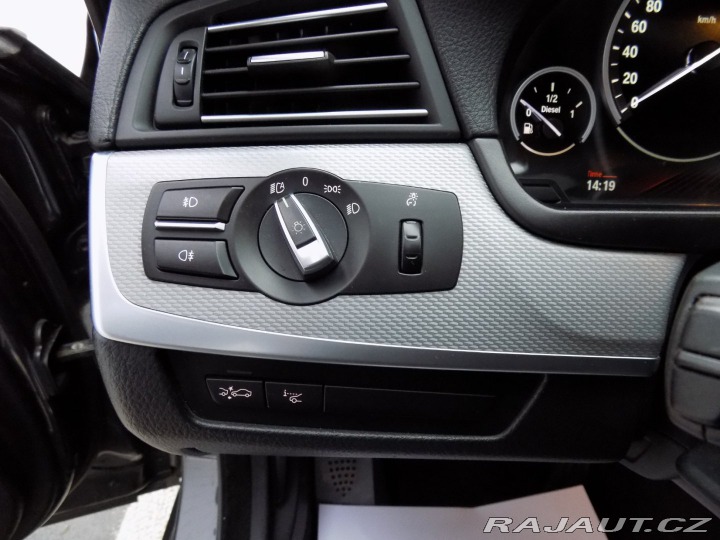BMW 5 530xDrive/M-Sport/Bi-xeno 2011