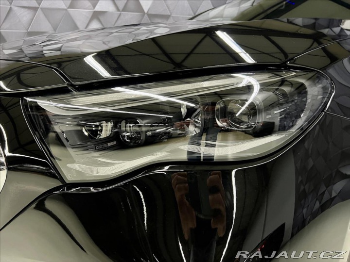 Mercedes-Benz E 300de 4MATIC AMG , NEZÁVI 2023