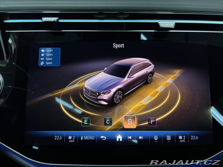 Mercedes-Benz E 220d 4M AMG, PANO,HYPER, 2025