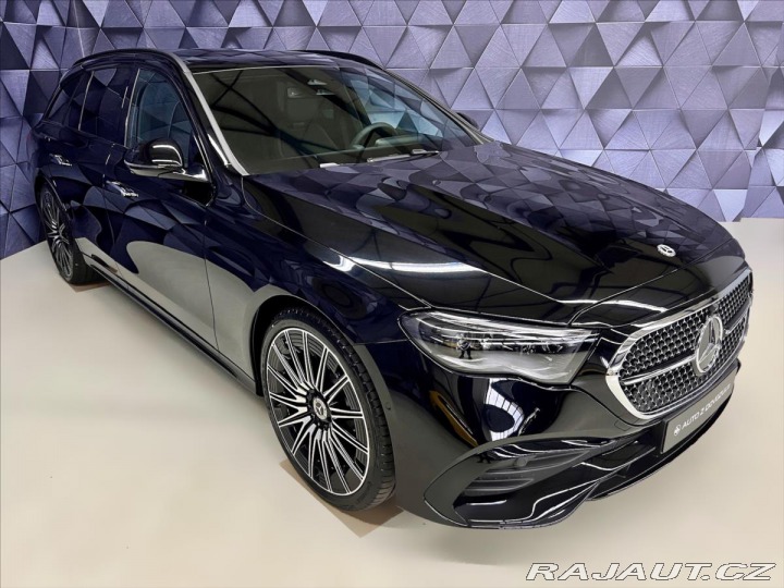 Mercedes-Benz E 220d 4M AMG, PANO,HYPER, 2025