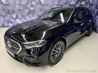 Mercedes-Benz E 220d 4M AMG, PANO,HYPER, 2025