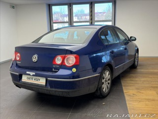 Volkswagen Passat 2,0 TDI SPORTLINE 2007