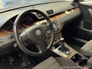 Volkswagen Passat 2,0 TDI SPORTLINE 2007