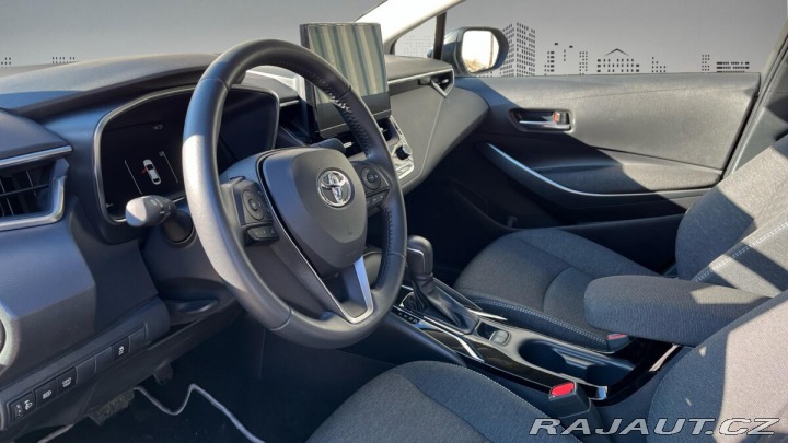 Toyota Corolla 1,8 AT Hybrid Style 2023