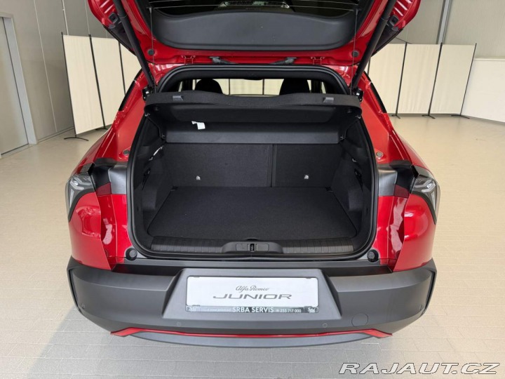 Alfa Romeo Junior Speciale Elettrica 54 kWh 2025