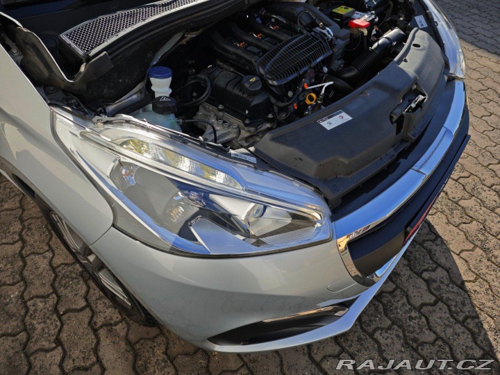 Peugeot 208 1.2 VTi Activ Kamera REZE 2018