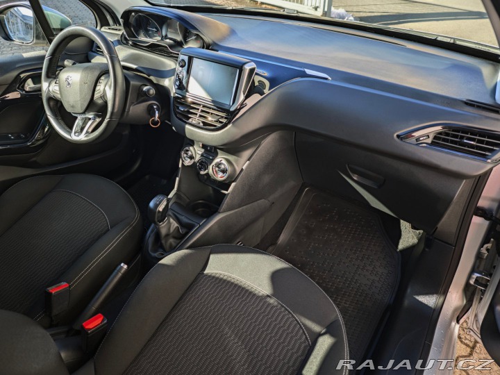 Peugeot 208 1.2 VTi Activ Kamera REZE 2018