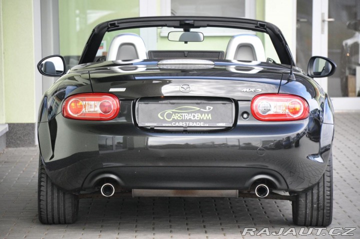 Mazda MX-5 1,8i MIRAI FL RC HARDTOP 2011
