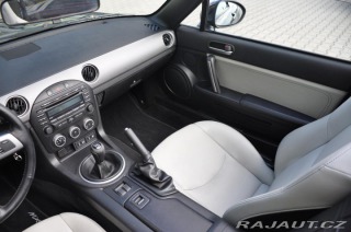 Mazda MX-5 1,8i MIRAI FL RC HARDTOP 2011