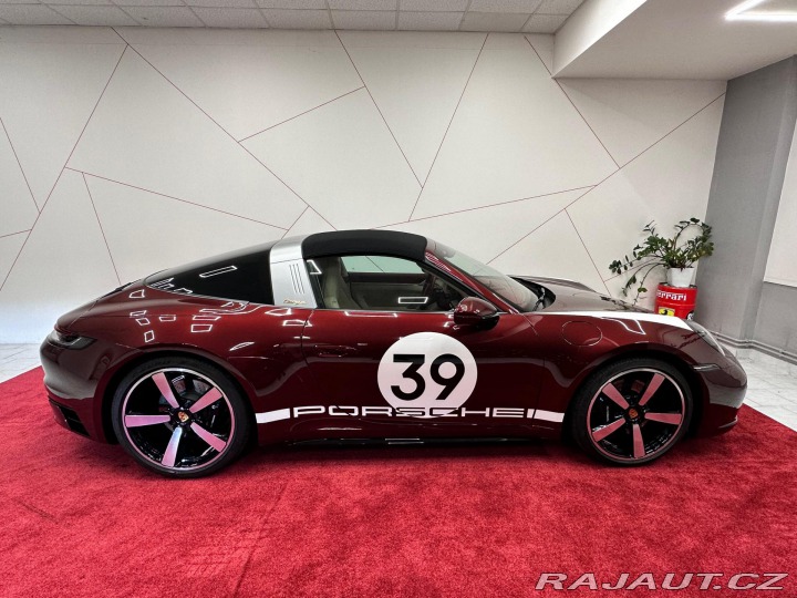 Porsche 911 992 Targa Heritage*CZ*Zár 2021