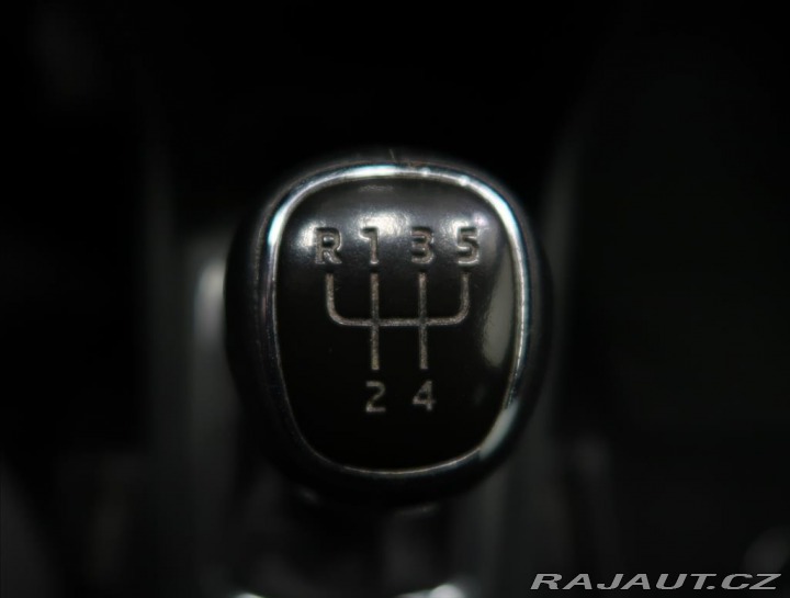 Škoda Rapid 1,6 TDI 77kW Ambition Fre 2015
