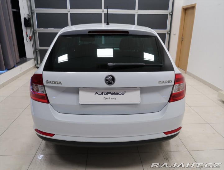Škoda Rapid 1,6 TDI 77kW Ambition Fre 2015