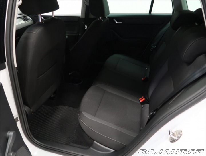 Škoda Rapid 1,6 TDI 77kW Ambition Fre 2015