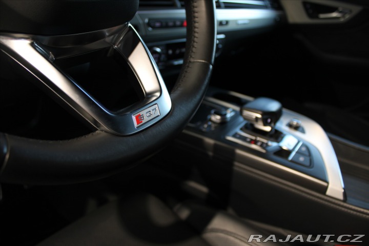 Audi SQ7 BiTDi 320kW V8 quattro Ne 2017