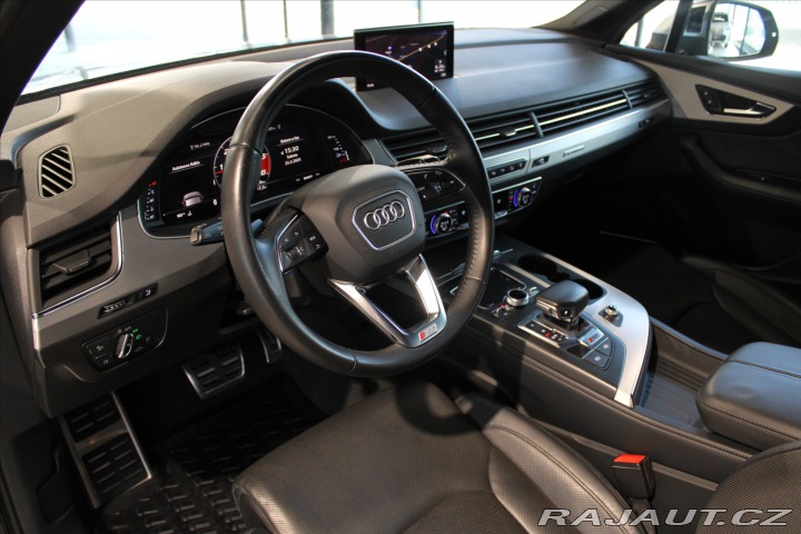 Audi SQ7 BiTDi 320kW V8 quattro Ne 2017