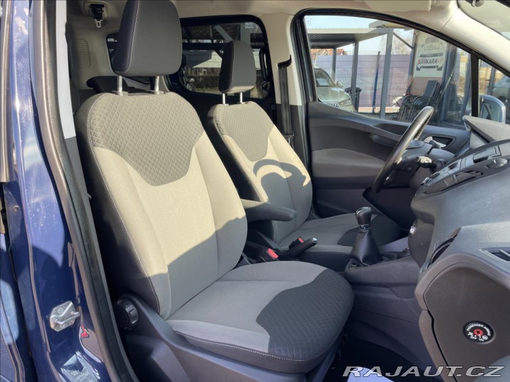 Ford Tourneo Courier 1,5 TDCi 5-Míst 2x Šoupač 2015