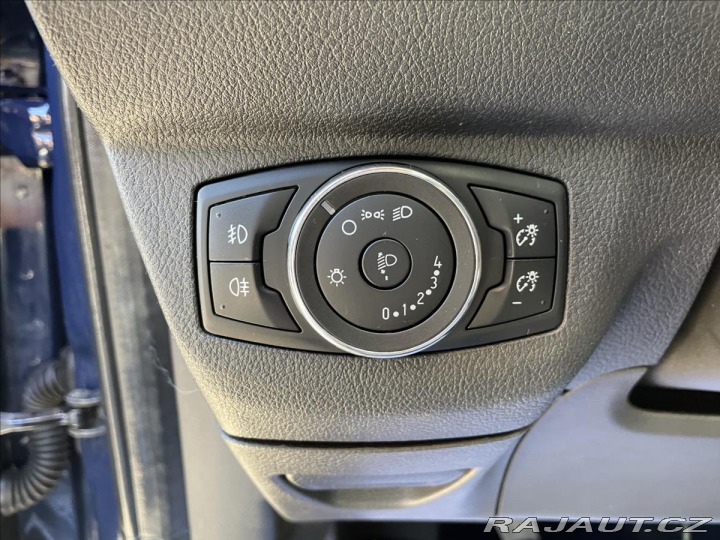 Ford Tourneo Courier 1,5 TDCi 5-Míst 2x Šoupač 2015