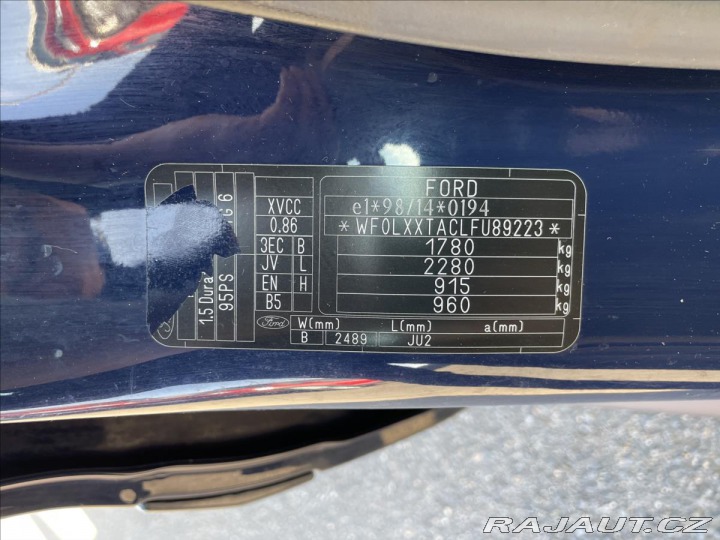 Ford Tourneo Courier 1,5 TDCi 5-Míst 2x Šoupač 2015