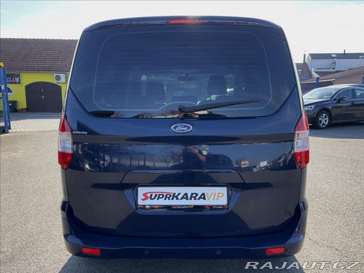 Ford Tourneo Courier 1,5 TDCi 5-Míst 2x Šoupač 2015