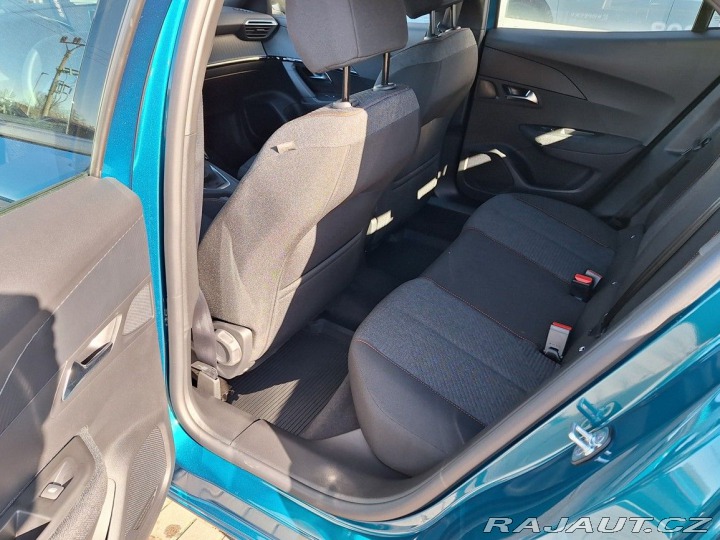 Peugeot 2008 STYLE PureTech 100 M6 2025