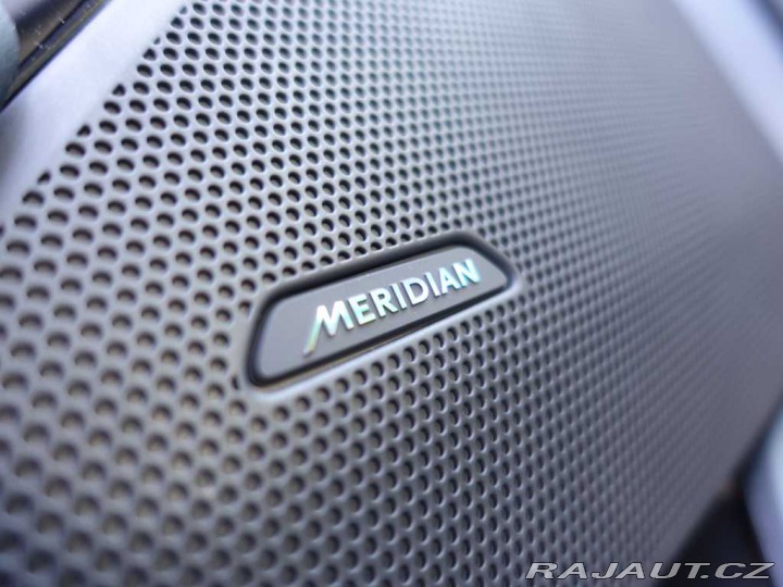 Land Rover Range Rover Velar 3,0 Dynamic SE D300 4x4 a 2026