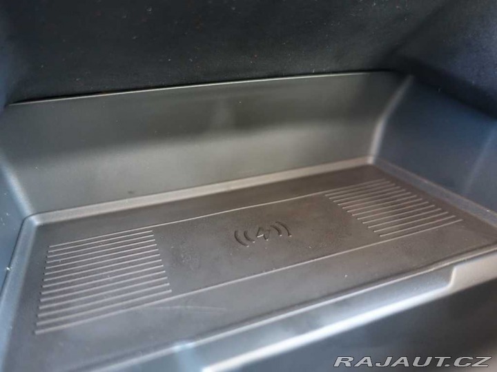 Land Rover Range Rover Velar 3,0 Dynamic SE D300 4x4 a 2026