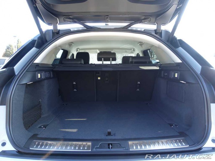 Land Rover Range Rover Velar 3,0 Dynamic SE D300 4x4 a 2026