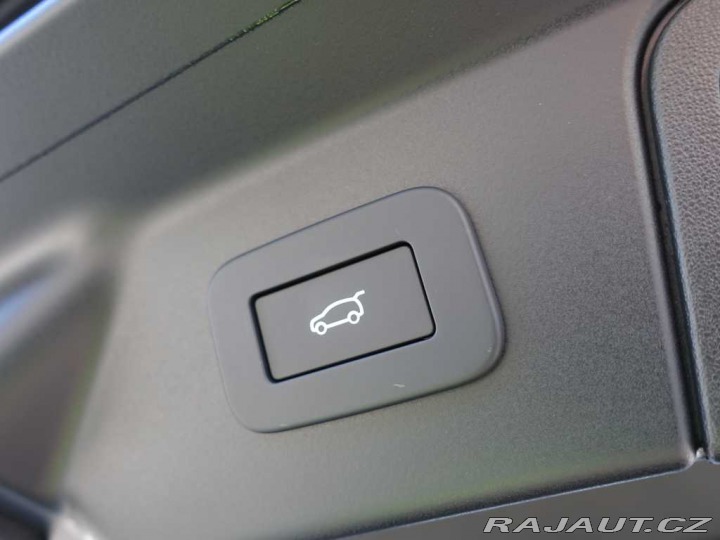 Land Rover Range Rover Velar 3,0 Dynamic SE D300 4x4 a 2026