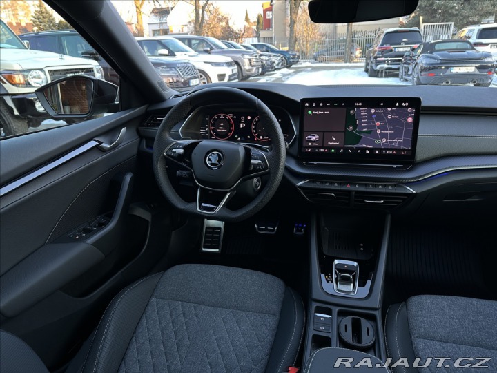 Škoda Octavia Sport line 110kW DSG 2024