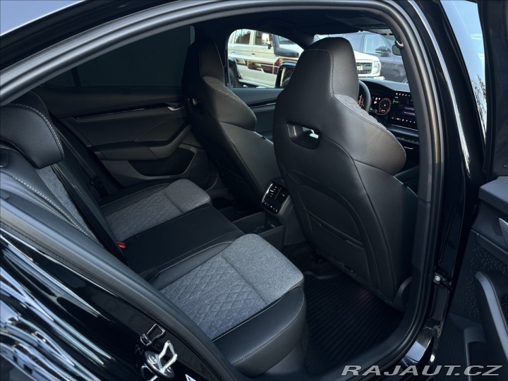 Škoda Octavia Sport line 110kW DSG 2024