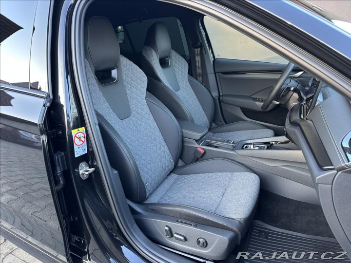 Škoda Octavia Sport line 110kW DSG 2024