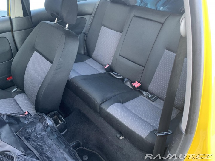 Volkswagen Golf 1.9TDi , 74KW, TOP STAV 2002