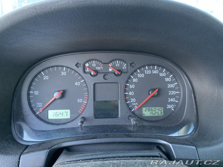 Volkswagen Golf 1.9TDi , 74KW, TOP STAV 2002