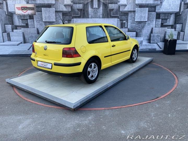 Volkswagen Golf 1.9TDi , 74KW, TOP STAV 2002