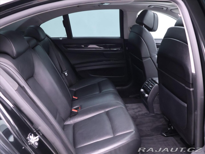 BMW 7 3,0 730d 180kW Aut. Kůže 2009