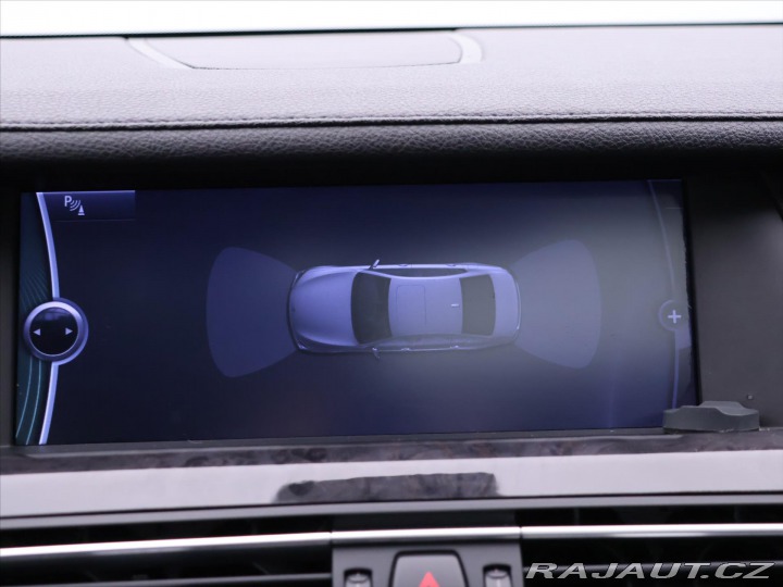 BMW 7 3,0 730d 180kW Aut. Kůže 2009